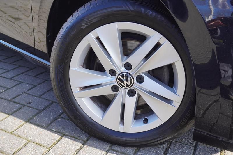 Occasion VW Golf VII Life 2021 Zwart Hatchback