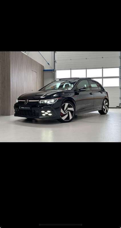 Zwart Gebruikt 2020 VW Golf VIII GTI Stationwagen | € 29.000 (Iets duurder) - Afbeelding 1/4
