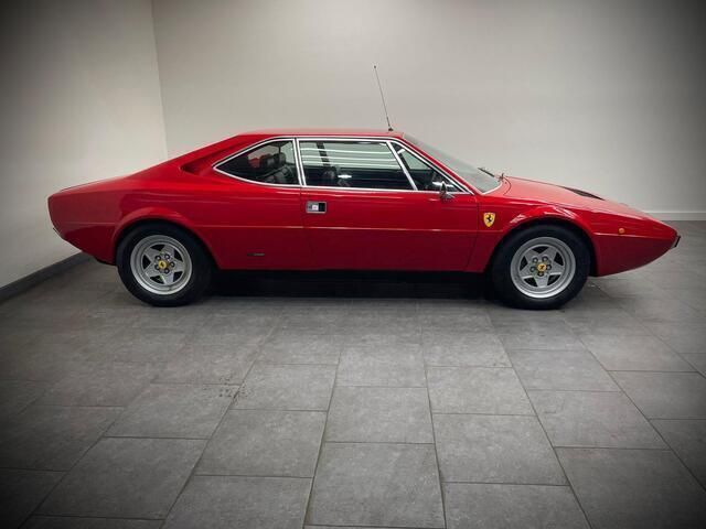 Occasion Ferrari Dino GT4 170 PK (125 kW) 1975 Rood Coupé