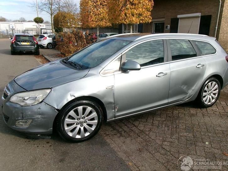 Gebruikt 2011 Opel Astra Cosmo Stationwagen | € 1.850 (Eerlijke prijs) - Afbeelding 1/4