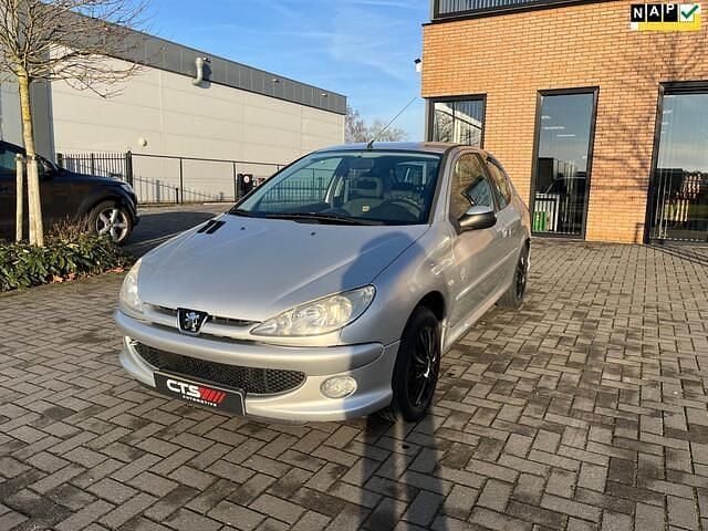 Occasion Peugeot 206 75 PK (55 kW) 2008 Grijs Hatchback