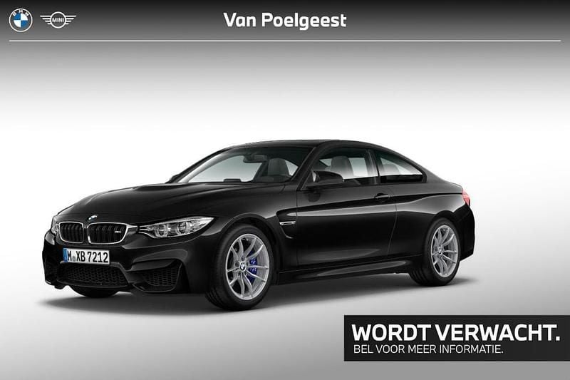 Saphirschwarz metallic (zwart metallic) Occasion 2015 BMW M4 Coupé | € 45.900 - Afbeelding 1/3