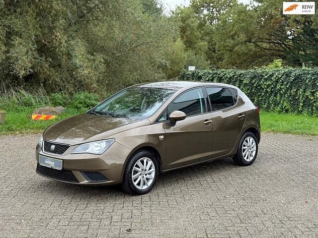 Blauw Gebruikt 2013 Seat Ibiza Style Hatchback | € 8.999 (Iets duurder) - Afbeelding 1/4