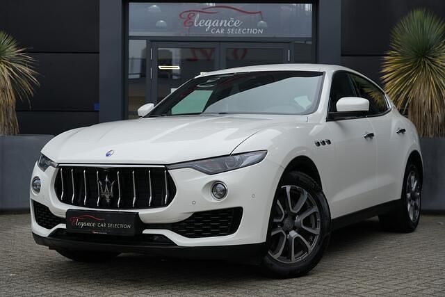 Wit Occasion 2016 Maserati Levante GranLusso SUV | € 34.950 (Eerlijke prijs) - Afbeelding 1/4