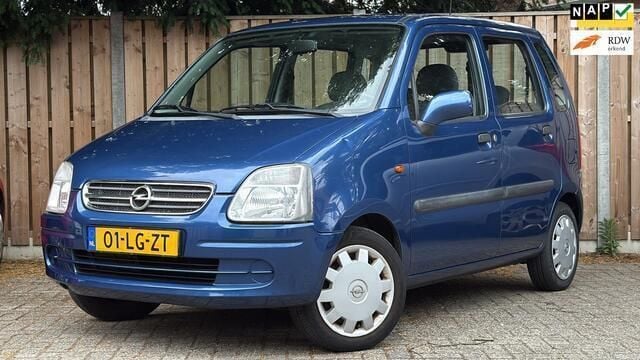 Blauw Gebruikt 2002 Opel Agila Comfort Hatchback | € 1.149 (Eerlijke prijs) - Afbeelding 1/4