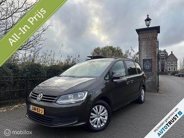 Bruin Gebruikt 2015 VW Sharan MPV | € 16.999 (Eerlijke prijs) - Afbeelding 1/4