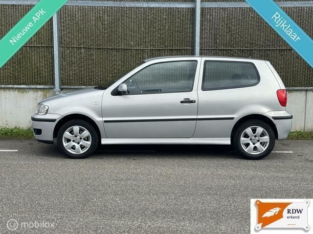 Occasion VW Polo Trendline 75 PK (55 kW) 2000 Grijs Hatchback