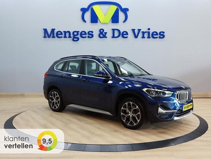 Blauw Gebruikt 2020 BMW X1 xLine SUV | € 28.995 (Eerlijke prijs) - Afbeelding 1/3