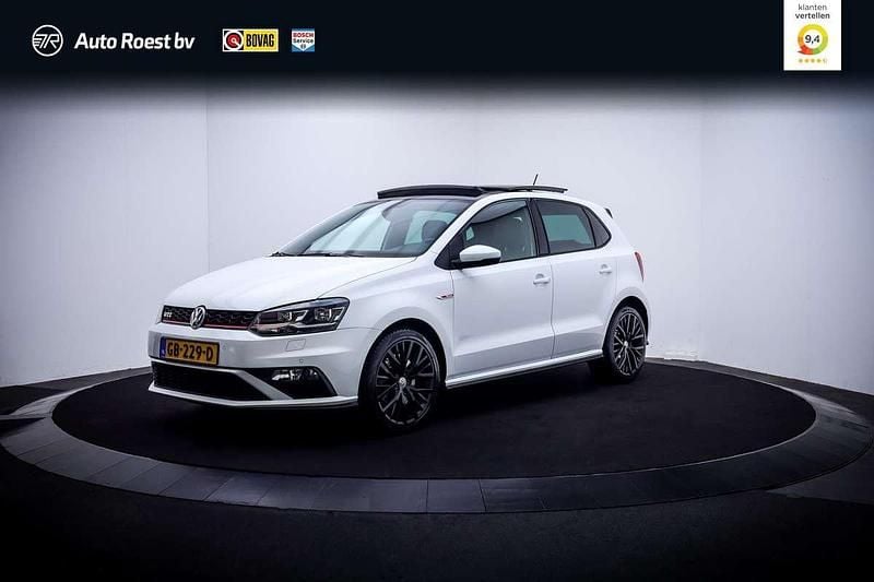 Wit Occasion 2015 VW Polo GTI Hatchback | € 15.950 (Iets duurder) - Afbeelding 1/4