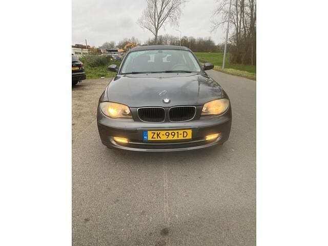 Grijs Gebruikt 2007 BMW 116 Hatchback | € 2.500 (Goede deal) - Afbeelding 1/4