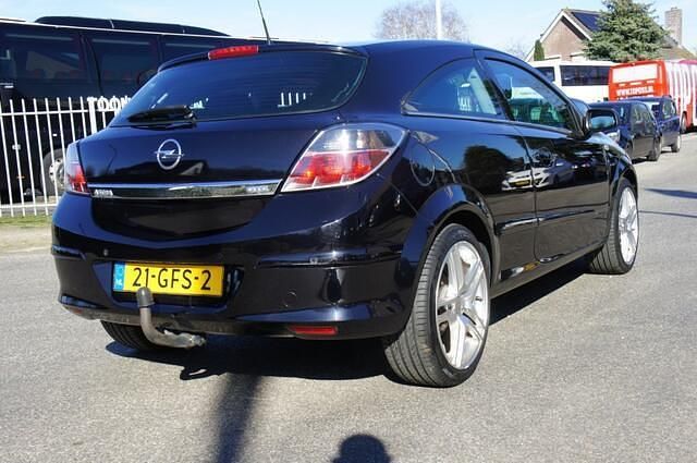 Occasion Opel Astra GTC Cosmo 140 PK (102 kW) 2008 Zwart Hatchback