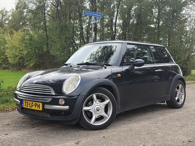 Zwart Gebruikt 2002 Mini Cooper Chili Hatchback | € 1.999 - Afbeelding 1/4
