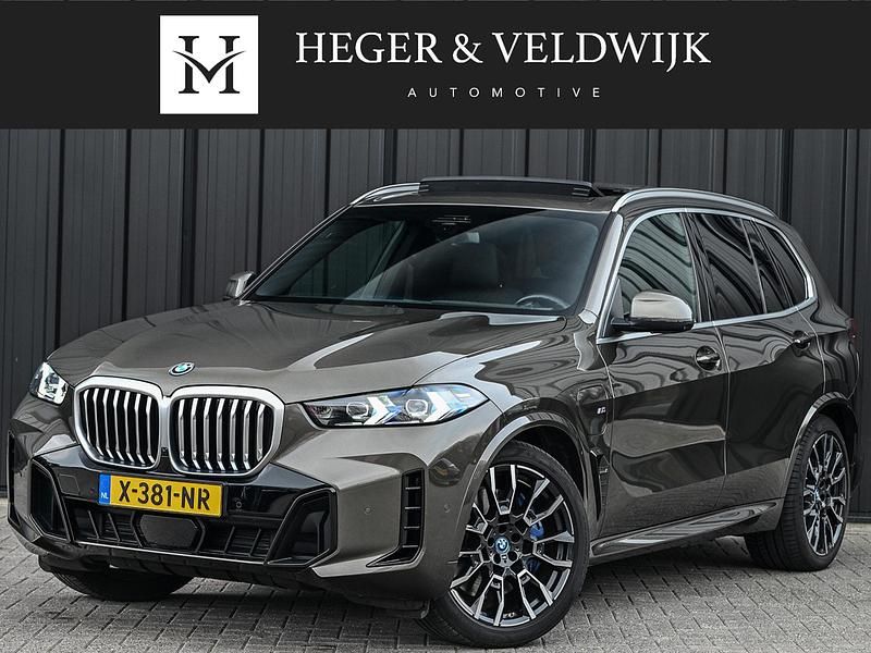 Groen Occasion 2024 BMW X5 SUV | € 85.700 (Super prijs) - Afbeelding 1/4
