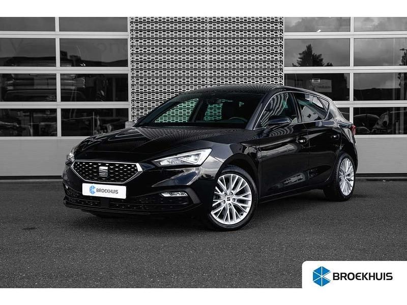 Zwart Gebruikt 2021 Seat Leon XCELLENCE Hatchback | € 20.900 (Goede deal) - Afbeelding 1/4