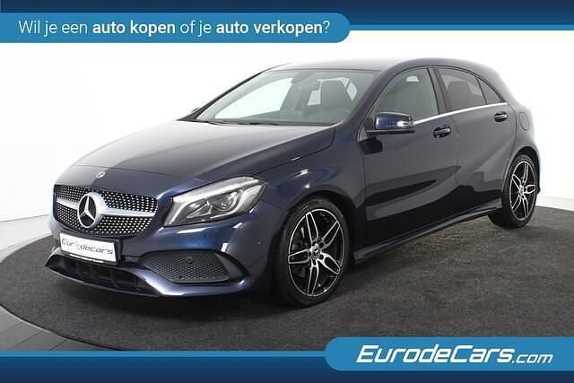 Blauw Occasion 2018 Mercedes A180 Business Hatchback | € 17.400 (Eerlijke prijs) - Afbeelding 1/4