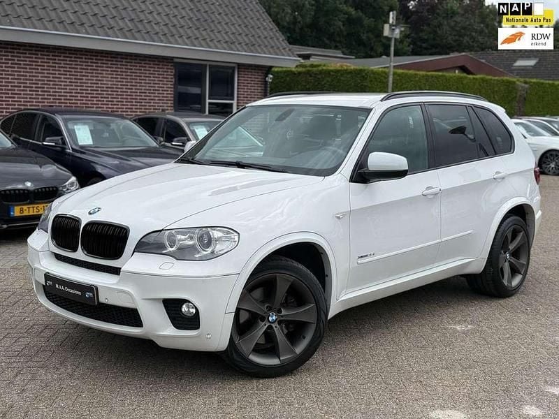 Wit, metallic lak Gebruikt 2012 BMW X5 Executive SUV | € 21.950 (Duur) - Afbeelding 1/4