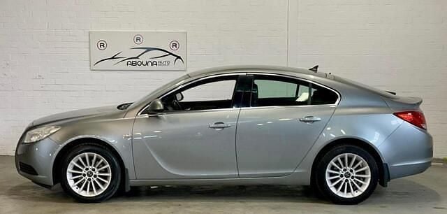Occasion Opel Insignia Edition 140 PK (102 kW) 2010 Grijs Hatchback