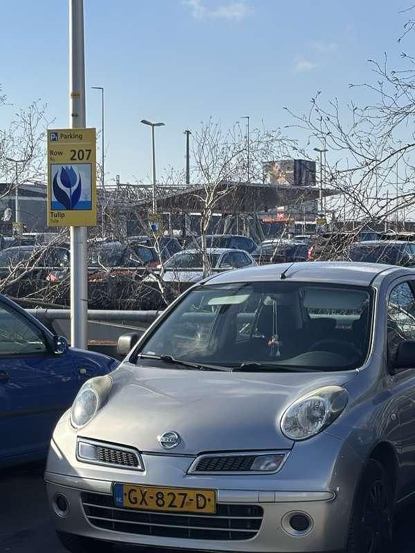 Grijs Gebruikt 2010 Nissan Micra Hatchback | € 2.000 - Afbeelding 1/3