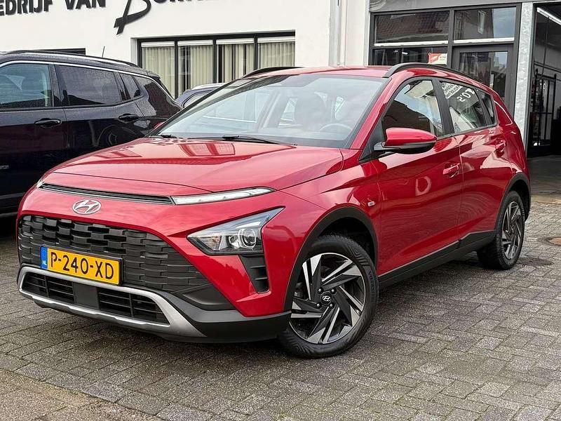 Rood Occasion 2022 Hyundai Bayon Comfort SUV | € 17.950 (Eerlijke prijs) - Afbeelding 1/4