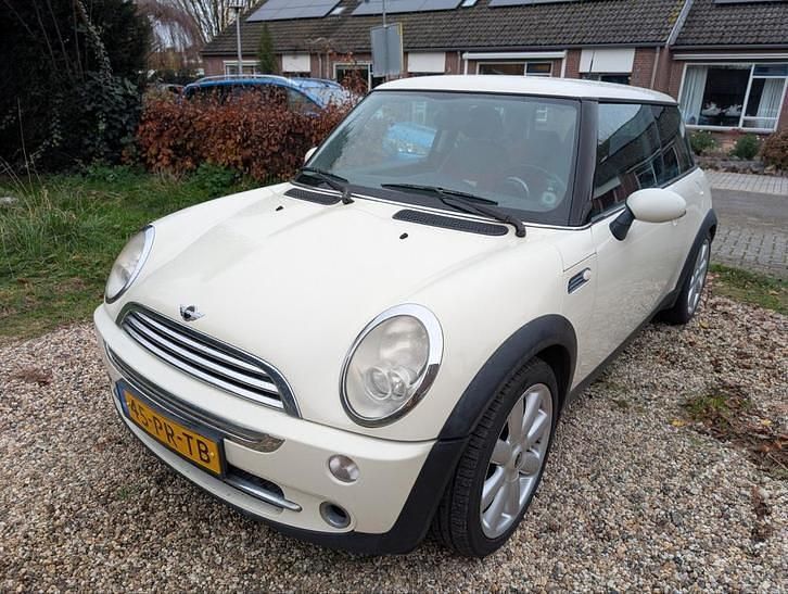 Gebruikt 2004 Mini ONE Pepper Hatchback | € 1.000 (Goede deal) - Afbeelding 1/4