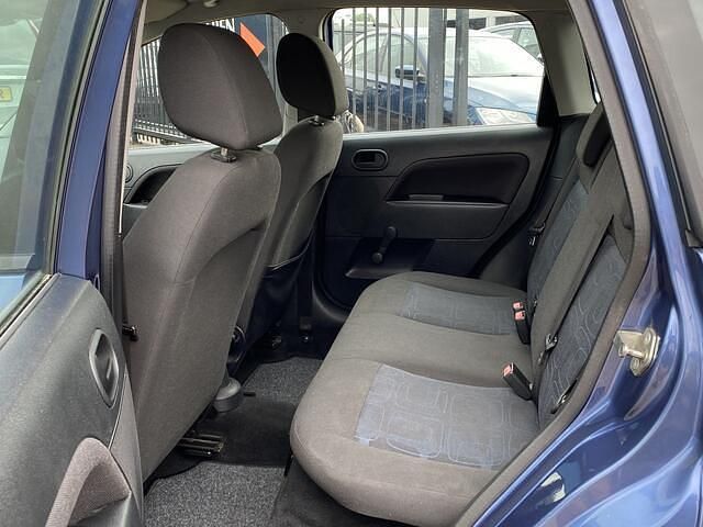Occasion Ford Fiesta 69 PK (50 kW) 2006 Blauw, metallic lak Hatchback