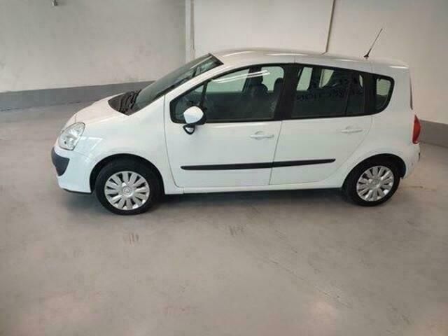 Occasion Renault Grand Modus 112 PK (82 kW) 2012 Wit MPV