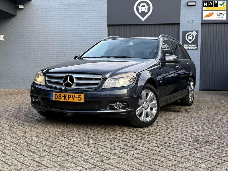 Grijs Occasion 2010 Mercedes C180 Avantgarde Stationwagen | € 5.990 (Eerlijke prijs) - Afbeelding 1/4