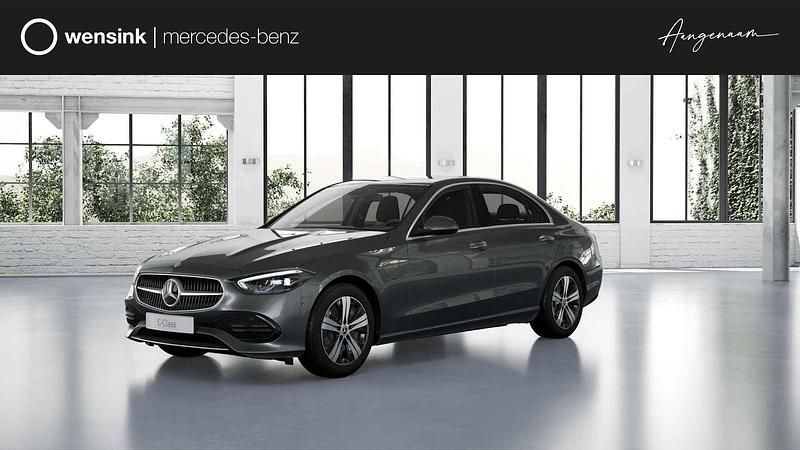 Grijs Occasion 2025 Mercedes C300e Business Sedan | € 56.900 (Iets duurder) - Afbeelding 1/4