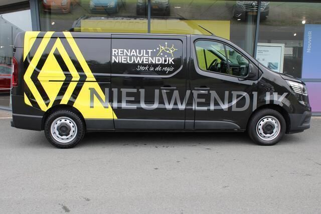 Occasion Renault Trafic 110 PK (80 kW) 2023 Noir midnight MPV