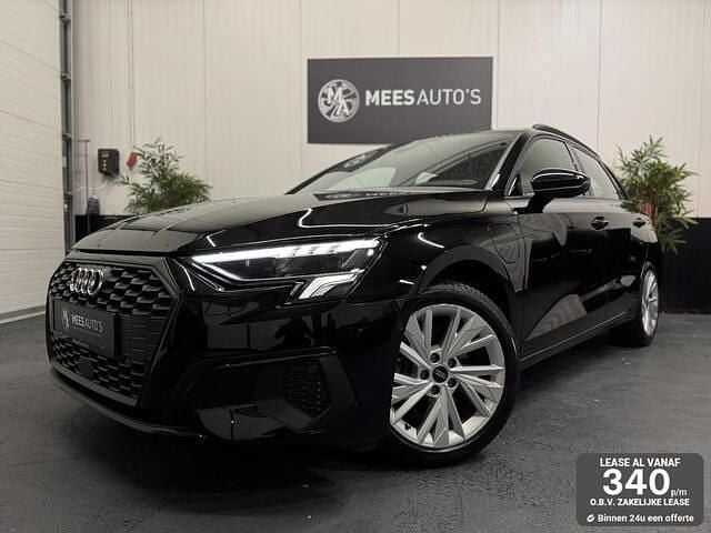 Zwart Gebruikt 2022 Audi A3 Sportback Advanced Hatchback | € 25.450 (Super prijs) - Afbeelding 1/4