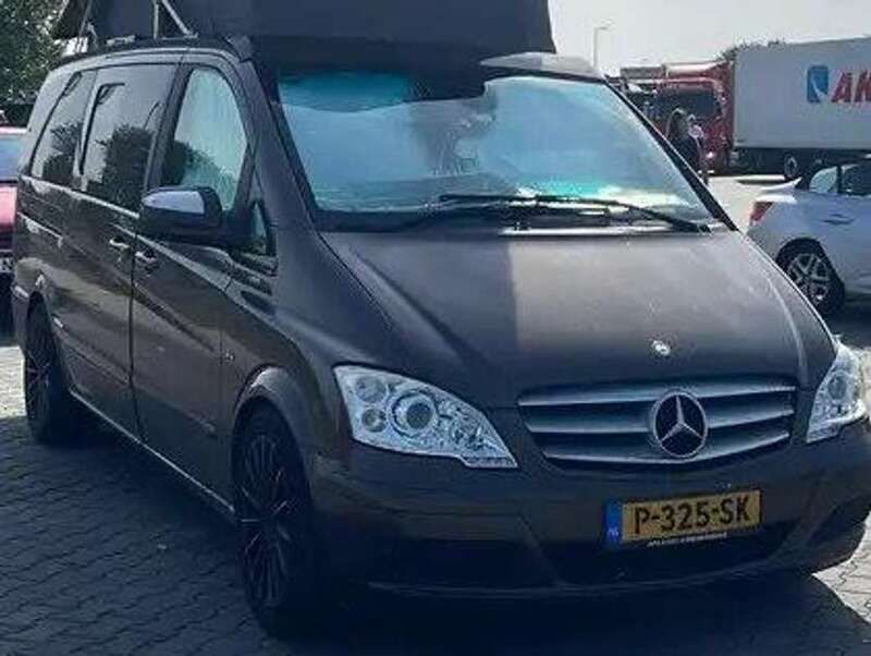 Bruin Gebruikt 2014 Mercedes Viano MPV | € 35.000 - Afbeelding 1/4