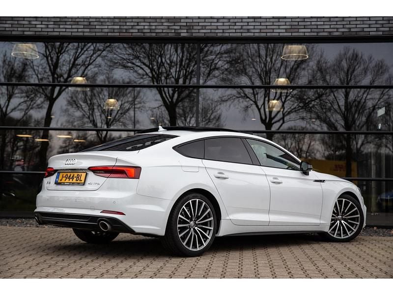 Occasion Audi A5 S-Line 191 PK (140 kW) 2020 Wit Hatchback