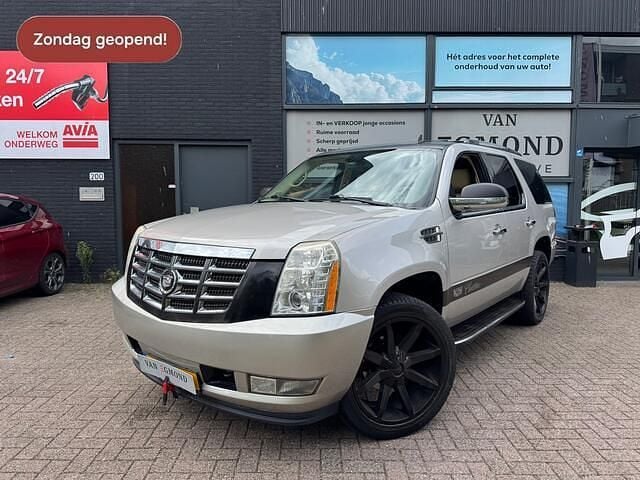 Grijs Gebruikt 2008 Cadillac Escalade SUV | € 19.950 - Afbeelding 1/4