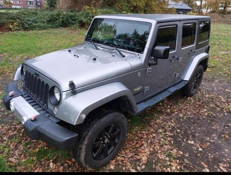 Grijs Gebruikt 2014 Jeep Wrangler Unlimited Sahara SUV | € 32.500 - Afbeelding 1/4