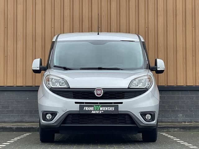 Occasion Fiat Doblò 90 PK (66 kW) 2016 Zilver MPV