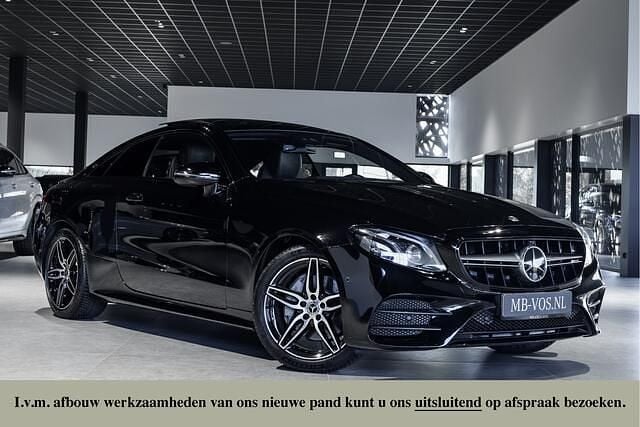 Zwart Gebruikt 2018 Mercedes E200 AMG Coupé | € 26.950 (Goede deal) - Afbeelding 1/4