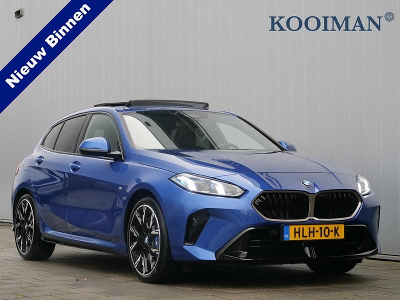 Blauw Gebruikt 2025 BMW 120 Performance Hatchback | € 39.950 - Afbeelding 1/4