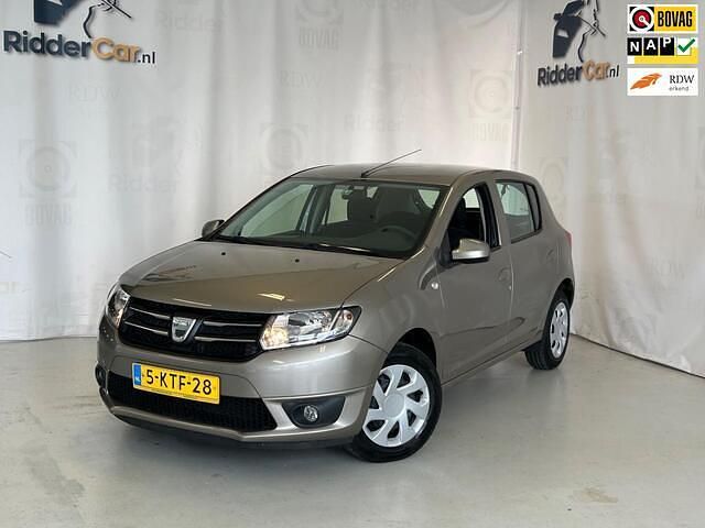 Occasion Dacia Sandero Lauréate 90 PK (66 kW) 2013 Bruin Hatchback