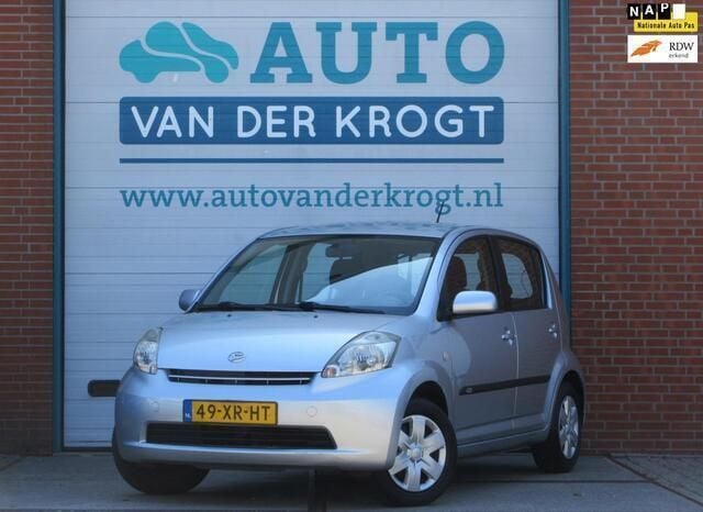 Grijs Gebruikt 2007 Daihatsu Sirion Hatchback | € 3.695 (Eerlijke prijs) - Afbeelding 1/4