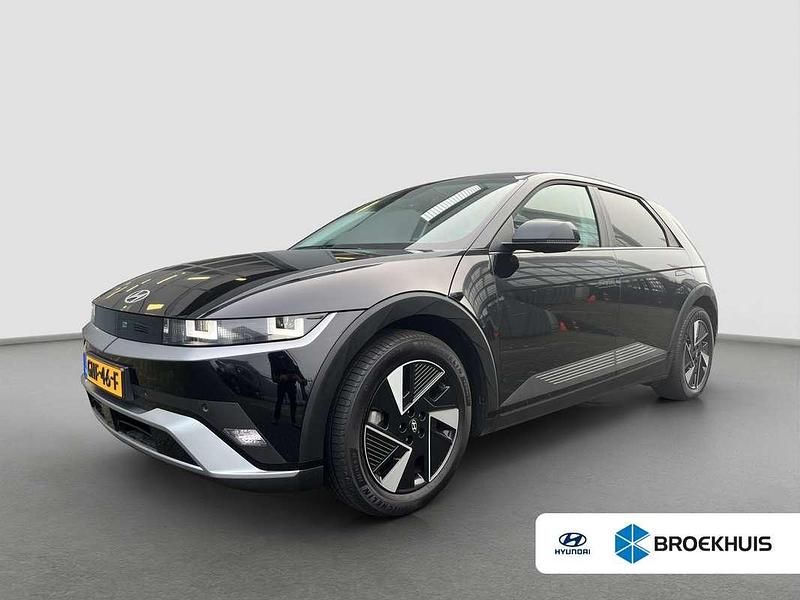 Abyss black pearl mica Gebruikt 2024 Hyundai Ioniq 5 Premium SUV | € 42.900 (Duur) - Afbeelding 1/4