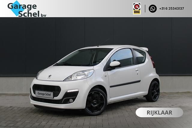 Wit Gebruikt 2014 Peugeot 107 Active Hatchback | € 5.450 (Iets duurder) - Afbeelding 1/4