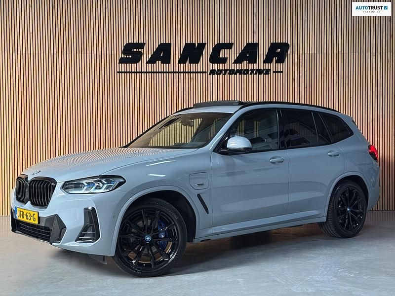 Grijs Gebruikt 2022 BMW X3 M Sport SUV | € 48.450 (Iets duurder) - Afbeelding 1/4