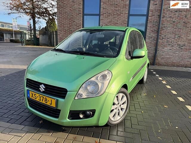 Groen Gebruikt 2009 Suzuki Splash Comfort Hatchback | € 1.750 - Afbeelding 1/4