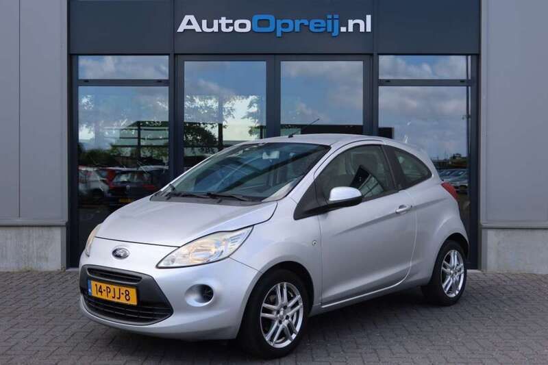 Grijs Gebruikt 2011 Ford Ka Hatchback | € 4.745 (Duur) - Afbeelding 1/4