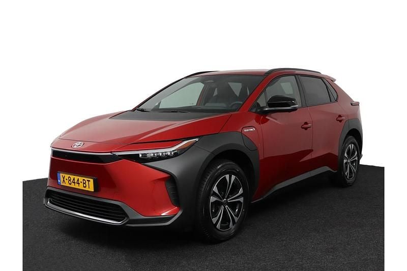 Gebruikt 2023 Toyota bZ4X SUV | € 31.950 - Afbeelding 1/1