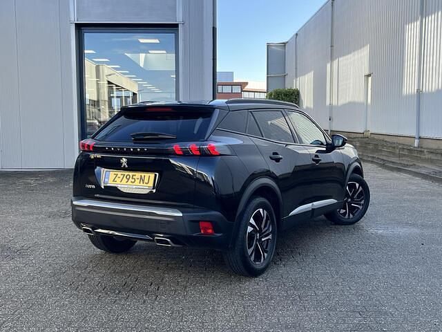 Occasion Peugeot 2008 Allure 131 PK (96 kW) 2022 Zwart SUV