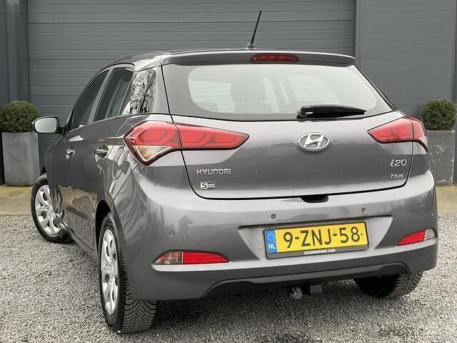 Occasion Hyundai i20 Comfort 84 PK (61 kW) 2015 Grijs Hatchback