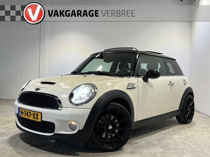 Wit Gebruikt 2010 Mini Cooper S Hatchback | € 6.940 (Eerlijke prijs) - Afbeelding 1/4