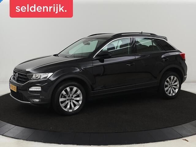 Zwart Gebruikt 2021 VW T-Roc Style SUV | € 16.400 (Goede deal) - Afbeelding 1/4
