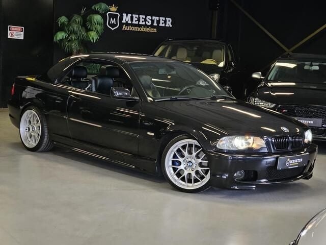 Zwart Gebruikt 2001 BMW 330 Cabriolet M Sport Cabriolet | € 11.895 (Duur) - Afbeelding 1/4